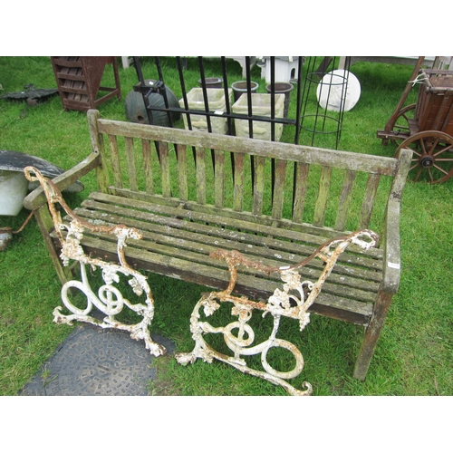 6188 - A 5ft hardwood garden bench     (R) £30