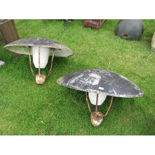 6190 - A pair of forecourt lamp tops    (R) £100