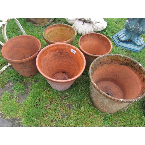 6551 - Five assorted terracotta pots, mixed sizes