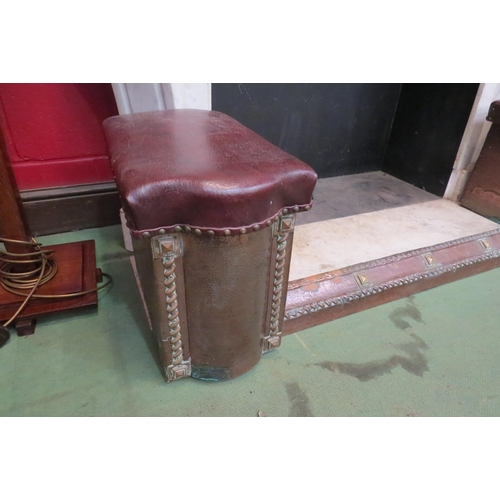 4143 - An Art Nouveau copper and leather adjustable club fender