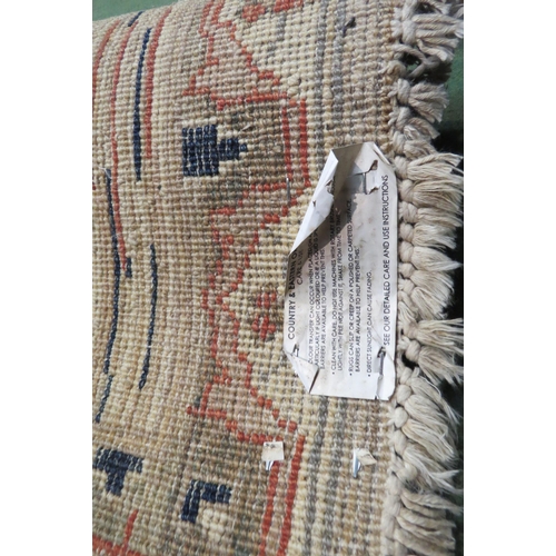 4169 - A Country & Eastern modern wool rug, 120cm x 180cm