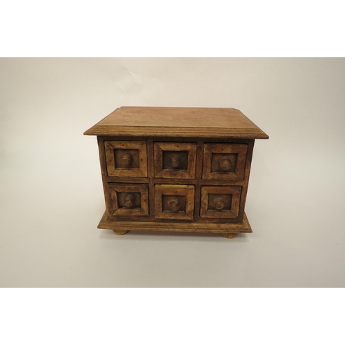 4181 - A bank of six wooden spice drawers, 17cm tall x 17cm deep x 23cm long  (R)  £15