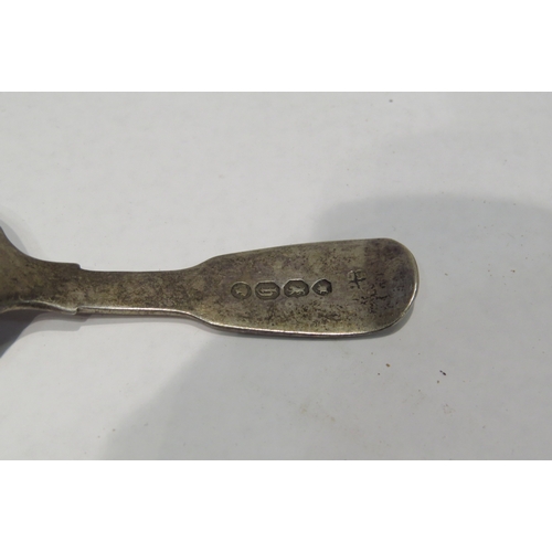 4306 - A Victorian silver caddy spoon.  London 1863  (C)