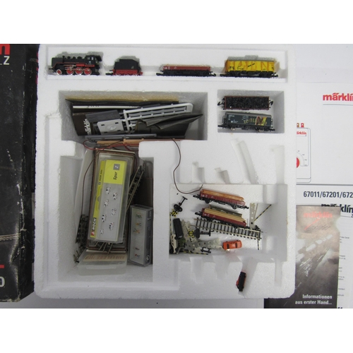 A Marklin Mini-Club Z gauge model railway 81560 box with loose contents ...