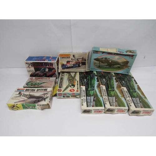 7332 - A collection of vintage plastic model kits to include Airfix 06448 1:25 scale Black Belt, R502 00 sc... 