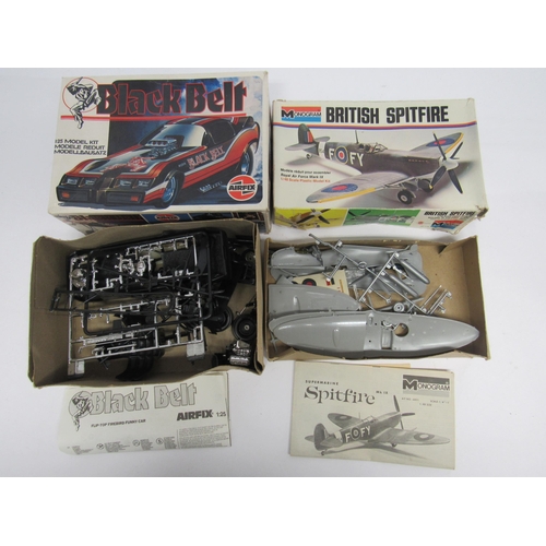 7332 - A collection of vintage plastic model kits to include Airfix 06448 1:25 scale Black Belt, R502 00 sc... 