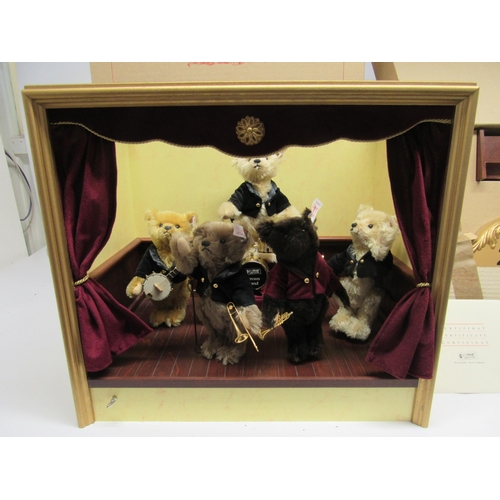 7098 - A boxed Steiff limited edition Millennium Band 2000, comprising five mohair teddy bears with banjo, ... 