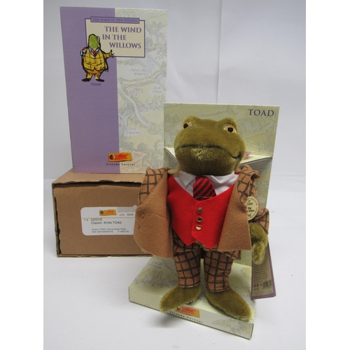 7106 - A boxed Steiff limited edition 037016 The Wind In The Willows mohair Toad with gold coloured button,... 