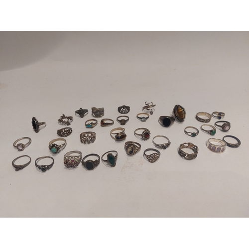 4298A - A collection of mainly 925 rings