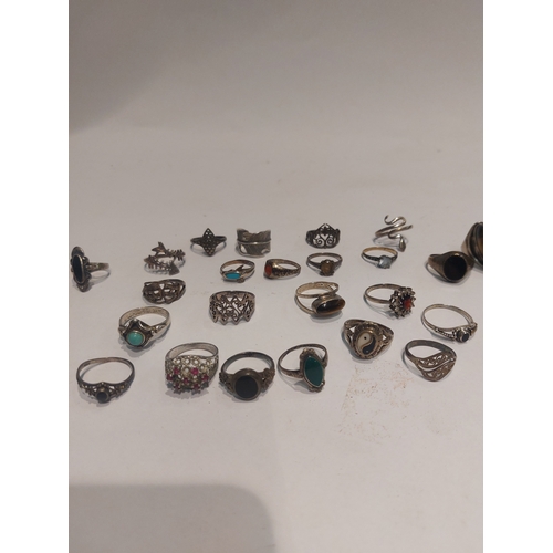 4298A - A collection of mainly 925 rings