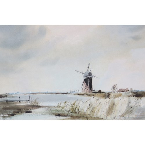 1061 - LESLIE L. HARDY MOORE (1907-1997) : A framed & glazed watercolour, Broads scene depicting Windmill, ... 