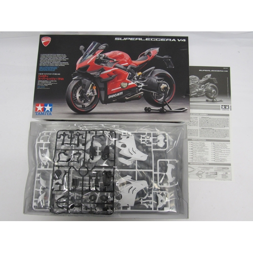 7307 - Three Tamiya Motorcycle Series 1:12 scale motorcycle plastic model kits to include 14140 Ducati Supe... 