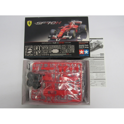 7308 - Three Tamiya 1:20 scale Formula One racing car plastic model kits to include 20025 Williams Renault ... 