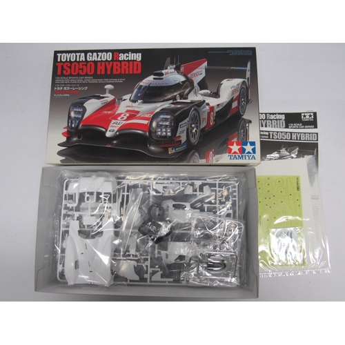 7304 - Five Tamiya 1:24 scale racing car plastic model kits to include 24093 Nissan R89C, 25210 Lancia Stra... 