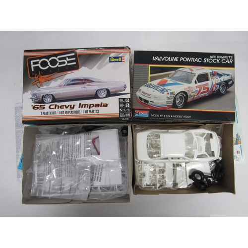 7343 - A collection of racing and road car plastic model kits to include AMT ERTL 1:25 scale 6962 Coors Bil... 