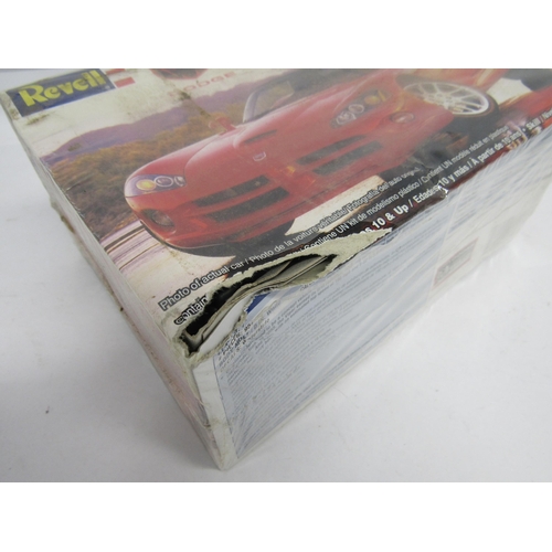 7343 - A collection of racing and road car plastic model kits to include AMT ERTL 1:25 scale 6962 Coors Bil... 