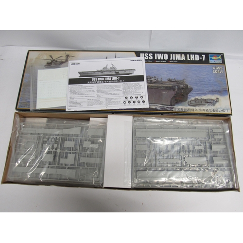 7338 - Three Trumpeter 1:350 scale ship plastic model kits to include 05615 USS Iwo Jima LHD-7, 05503 USS B... 