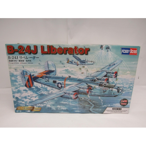 7324 - A Hobby Boss 1:33 scale 83311 B-24J Liberator American heavy bomber plastic model kit (contents unch... 