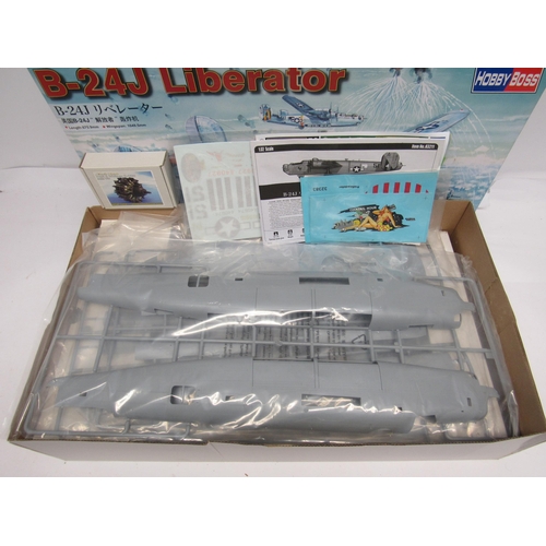 7324 - A Hobby Boss 1:33 scale 83311 B-24J Liberator American heavy bomber plastic model kit (contents unch... 