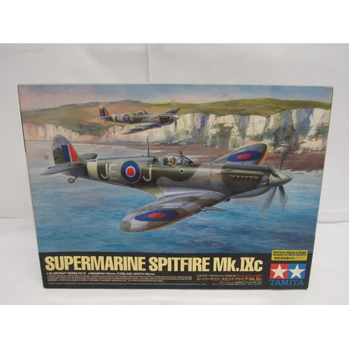 7319 - A Tamiya 1:32 scale Aircraft Series 60319 Supermarine Spitfire Mk.IXc plastic model kit (contents un... 