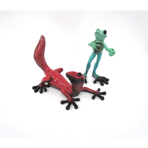 7556 - Two Kitty Critters sculptures, Don Juan Frog, 24cm high and Fresa Gecko,  22cm high x  32cm long