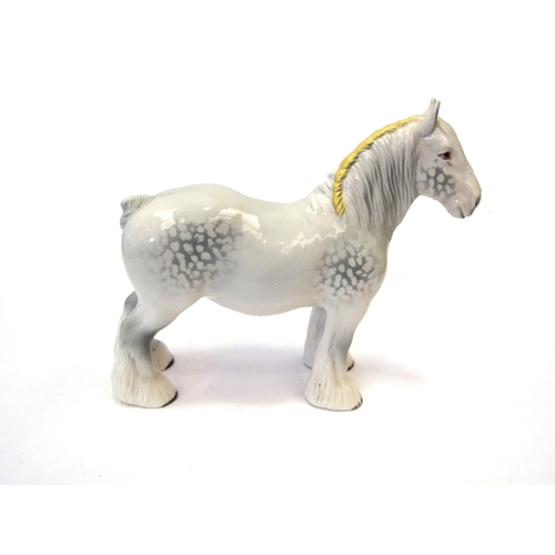 8081 - A Beswick Shire Mare in grey gloss, model no. 818, slight chip to hoof