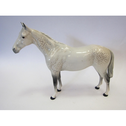 8086 - A Bois Roussel Racehorse in grey gloss, model no. H701 (ear slight chip)