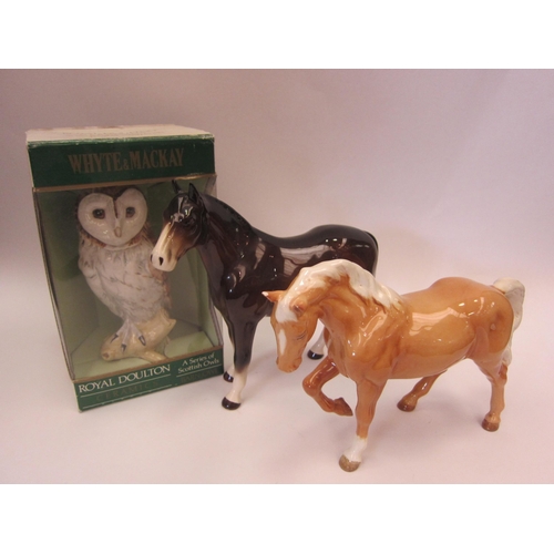 8088 - A Beswick jogging Mare in Palomino gloss, model no. 855 (ears a/f) together with another Horse and a... 