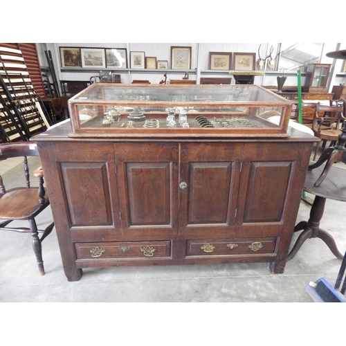 2154 - A Georgian mule chest converted to a two door two drawer sideboard