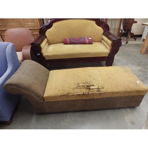 2264 - An Art Deco style chaise longue day bed   (E) £5-10