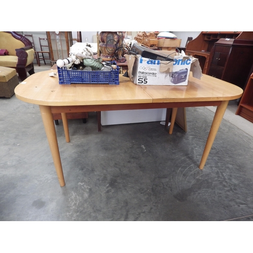 2280 - A 1970's beech extending dining table 196cm x 87cm   (R) £0