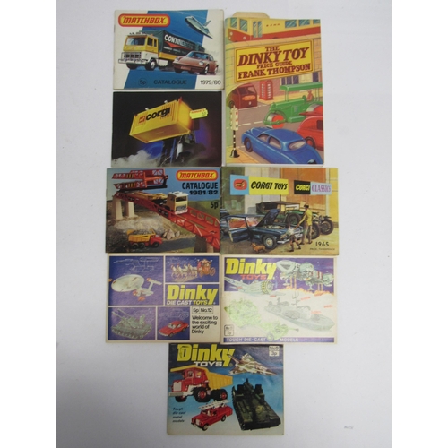 7278 - A group of diecast model vehicle catalogues to include Matchbox 1979/80 and 1981/82, Corgi 1965 and ... 