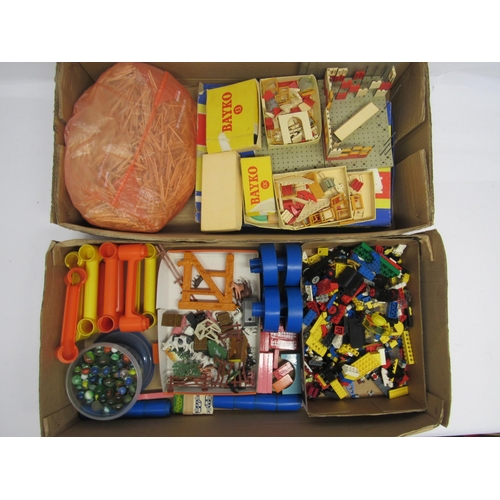 7081 - Mixed toys including loose Lego, Bayko, modeller's matchsticks, plastic farm figures, marble run and... 