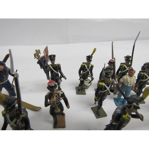 7198 - A collection of CBG Mignot, Quiralu and other lead figures including skiers, military bandsmen, rifl... 