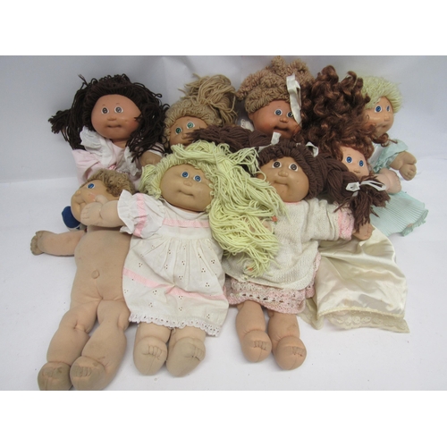 7144 - Eight Vintage Xavier Roberts 'Cabbage Patch Kids' dolls (8)