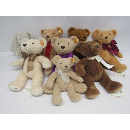 7123 - Eight Steiff teddy bears and soft toy animals, all with buttons and yellow tags to ears, to include ... 