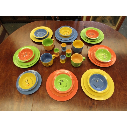 1099 - A collection of Trade Winds tableware 