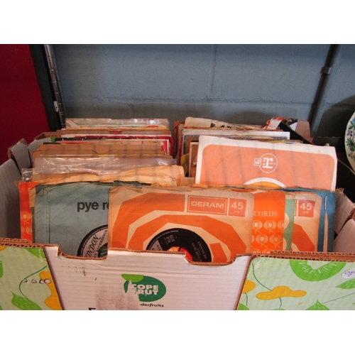 1345 - A box of 1960's vinyl singles including Tom Jones, The Everly Brothers etc.