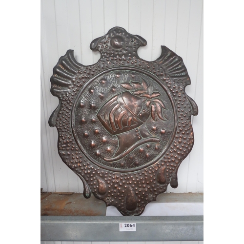 2064 - A copper Arts & Crafts plaque shield