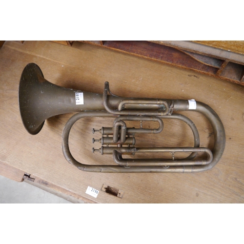 2197 - A vintage euphonium for renovation