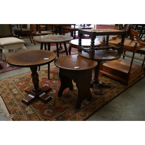 2336 - A group of three small oak side tables and a small wicker seated stool (4)