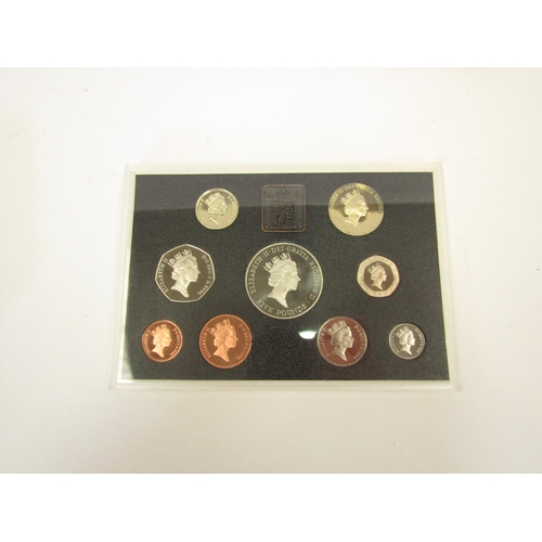 1286 - A selection of coinage including 1996 United Kingdom proof coin collection with certificate, 1996 We... 