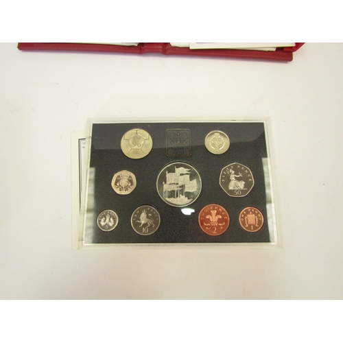 1286 - A selection of coinage including 1996 United Kingdom proof coin collection with certificate, 1996 We... 