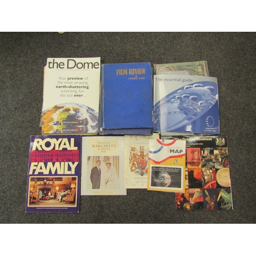 1139 - A collection of football programmes ranging from 1960-1980's including FA Cup Final 1985 and 1967, a... 