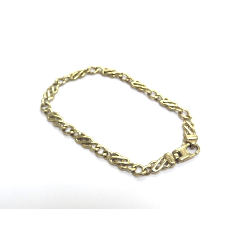 9078 - A 9ct gold fancy link bracelet, 18cm long, 8.1g