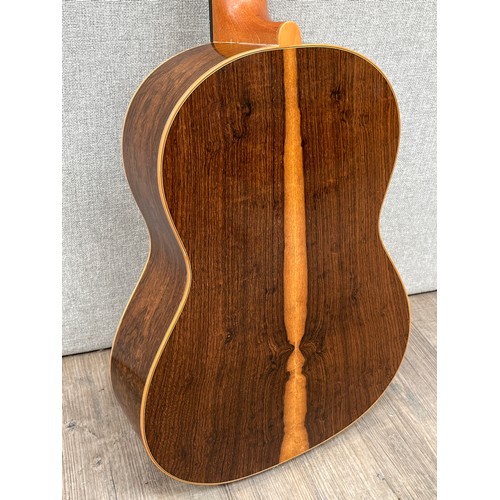 5153 - An Edwin Peck Concert Guitar, circa 2014, Louro Preto back and sides, ebony fingerboard, serial no. ... 
