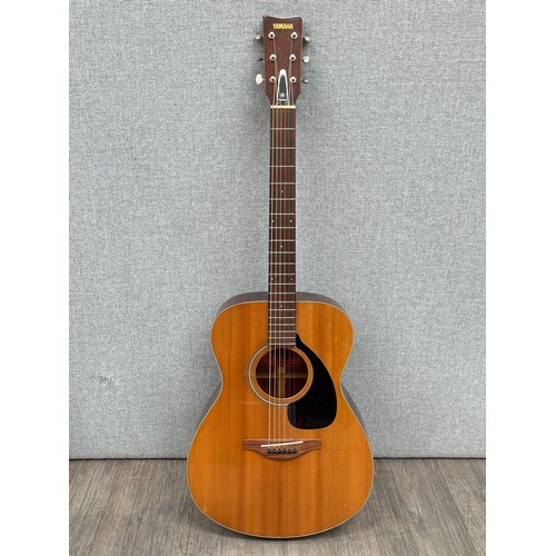 5158 - A Yamaha FG150 acoustic guitar