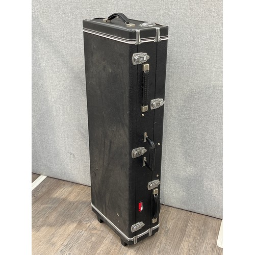 5091 - A Gator double guitar flight case
