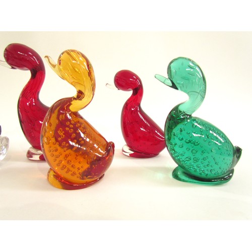 7207 - A Whitefriars large Dilly Duck in Ruby and five smaller examples in Ruby, Amber, Flint, Green etc. 1... 