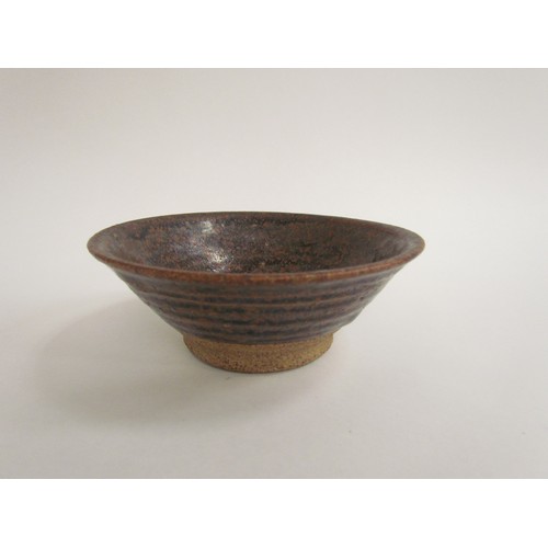 7129 - A studio pottery bowl, speckled brown glaze, indistinct seal to base. 14cm diameter x 5.5cm high  (C... 